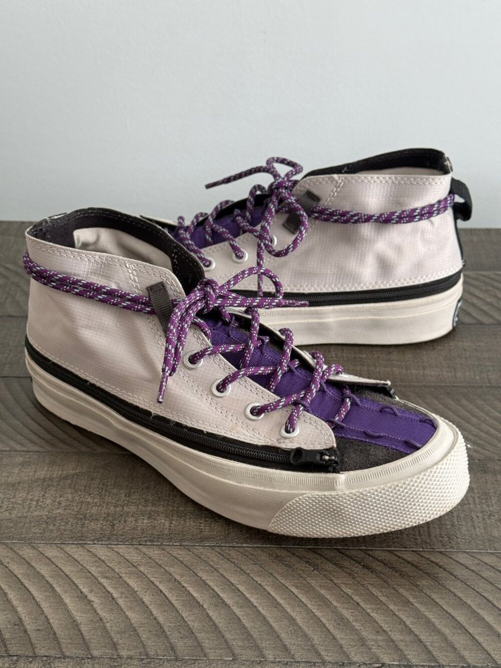 Converse Deck Star Zip Mid Sneaker in Pale Putty, Black, & Pale Wm Size 7.5